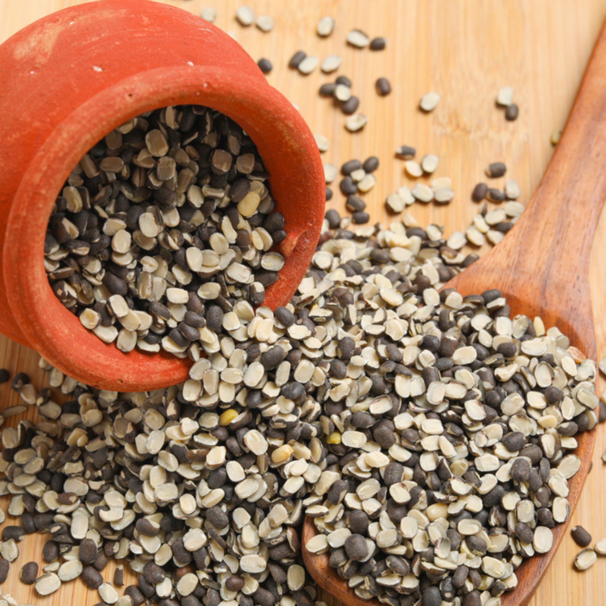 Split Black Gram Lentil |Urad Dal Chilka, Urad Dal Split with Skin | Unpolished, Organic and Pesticide-free | Kali Urad Dal Chilka